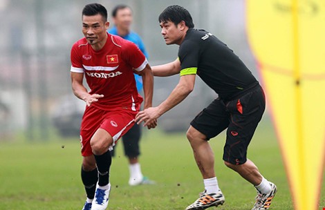 Ai lo cho đội tuyển?