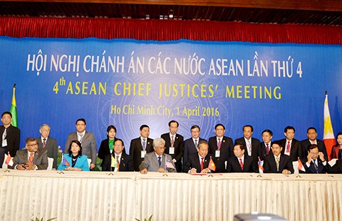 Lập ủy ban về tranh chấp trẻ em xuyên quốc gia?