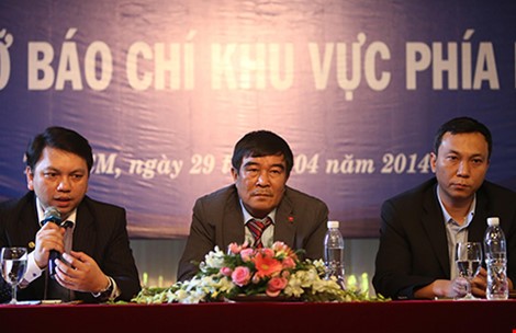 Một người rồ ga, ba người đạp thắng!