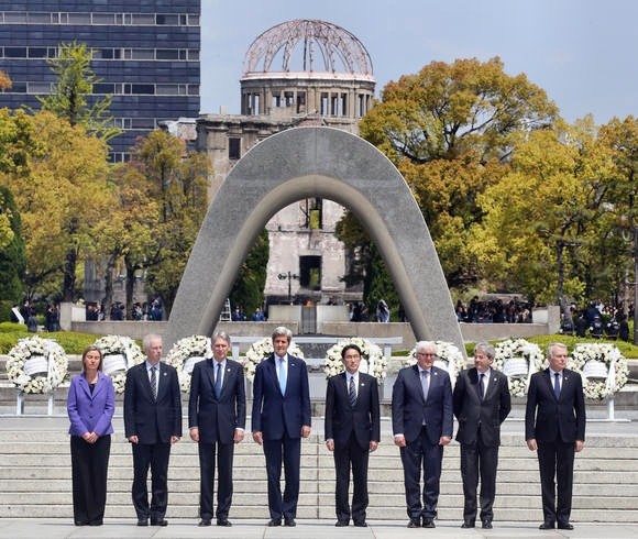 G7 phản đối quân sự hóa biển Đông