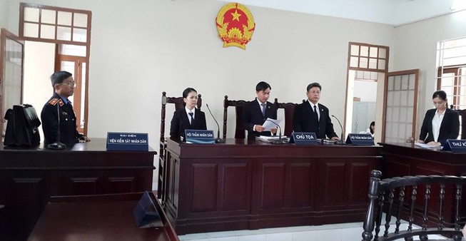 Khẩn trương tổ chức Tòa Gia đình và người chưa thành niên