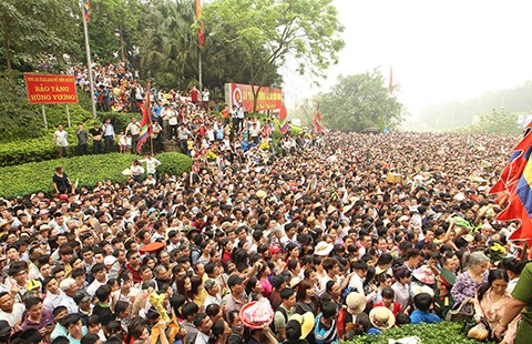 Trọng tín ngưỡng nhưng phải xóa mê tín