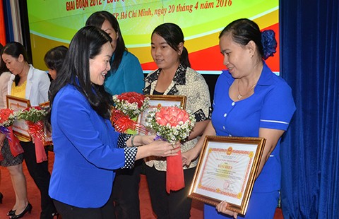 Cứu vợ thoát chết khỏi tay chồng