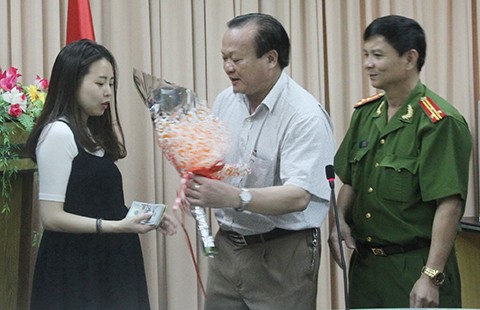 Giúp du khách gặp nạn: Nét đẹp cần nhân rộng