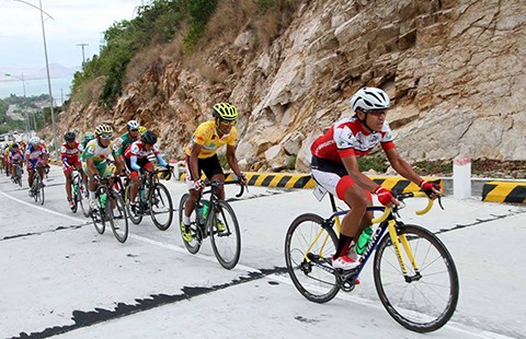 Vượt Ngoạn Mục tìm ‘minh chủ’