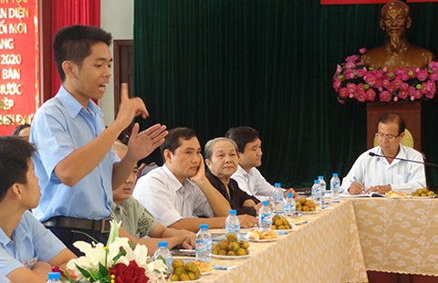 Xe buýt ơi, đừng làm khó người khuyết tật!
