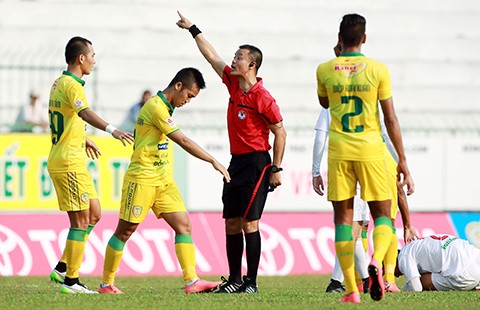 Hai đại diện ĐBSCL tiếp tục chìm