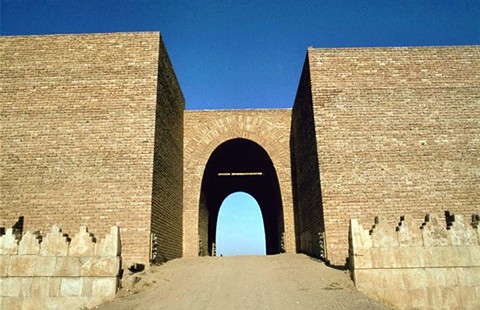 Mỹ chuẩn bị mở chiến dịch đánh hậu cứ Raqqa của IS