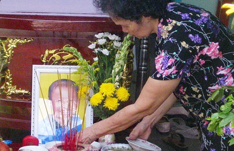 Công an đang truy vụ học sinh lớp 4 chết ở công viên