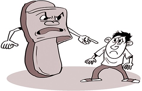 Bị bắt vì mang nhầm dép