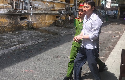 Hiếp dâm gây thương tích, xử mấy tội?