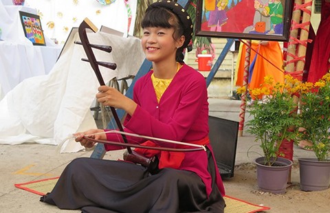 Đưa âm nhạc dân tộc vào nhà trường