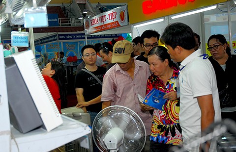 'Quê tôi mỗi kg củ đậu 5.000 đồng, đem ra Hà Nội 50.000 đồng'
