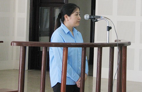 Vụ lừa tiền: Kẻ đi tù, người vô can
