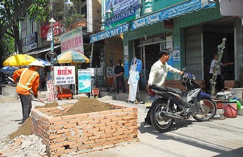 TP.HCM: Khắc phục hậu quả đường cao hơn nhà dân