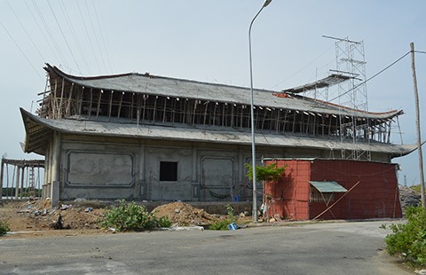 Chưa cấp phép cho nhà hàng xây giống chùa