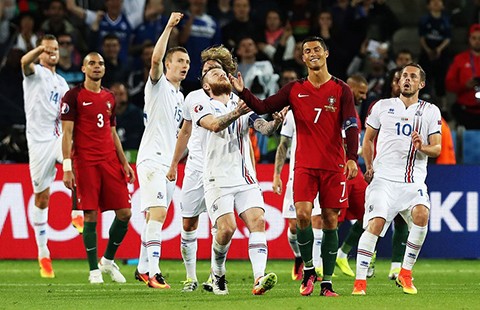 Bảng F: Bồ Đào Nha – Áo: Chờ ‘đứa trẻ’ Ronaldo kịp lớn