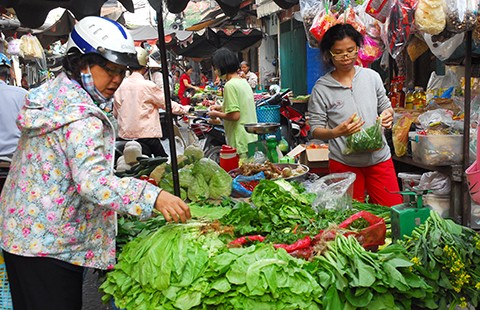Giá xăng dầu đẩy CPI tháng 6 tăng mạnh nhất trong 5 năm