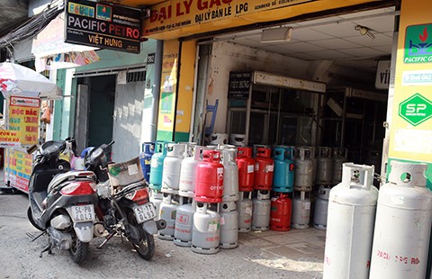 Đau lòng vì phải dối trá để được kinh doanh