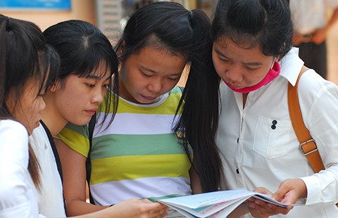 Ngày thi thứ ba: Số thí sinh bị đình chỉ tăng cao