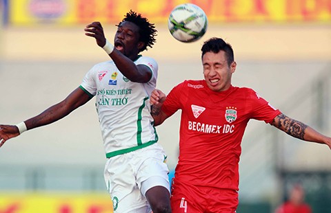 Vòng 15 Toyota V-League: Mùa Euro nghiệt ngã…