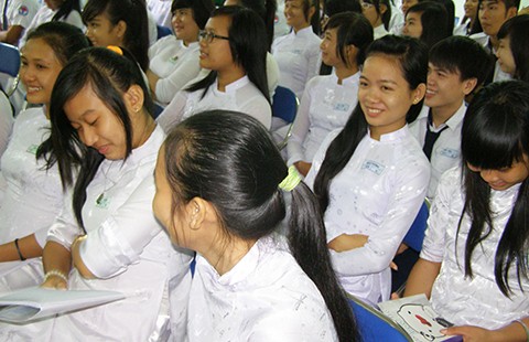 Nhân Ngày dân số Thế giới 11-7: BS lo lắng cho bà mẹ tương lai