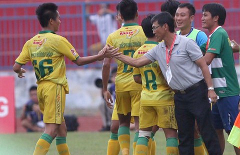 Đồng Tháp lại thua ngược