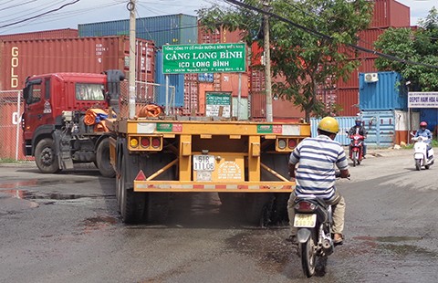 Chưa giao được bến cảng cho các địa phương?
