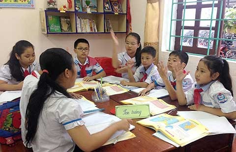 Vì sao nhiều phụ huynh từ chối mô hình lớp học VNEN?