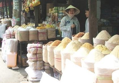 Tạo khan hiếm ảo đẩy giá đường tăng cao