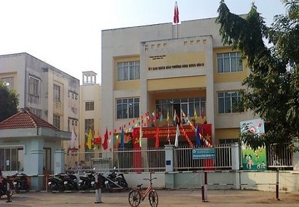 TP.HCM: Hàng chục cán bộ phường, quận bỏ việc đi du lịch