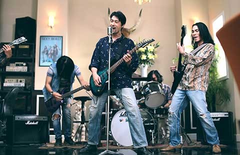 Charlie Nguyễn, Thái Hòa và Johnny Trí Nguyễn là bộ ba gì?