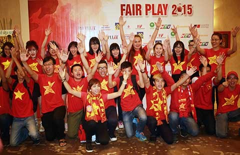 ‘Hướng đến cái đẹp để nâng tầm bóng đá Việt’