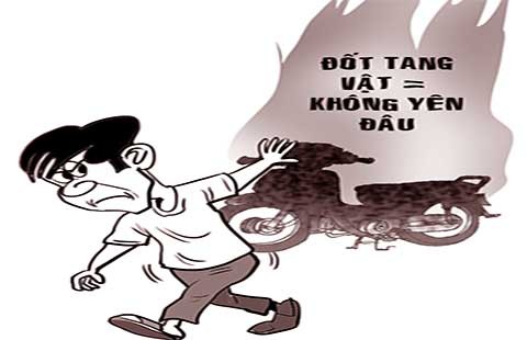 Đốt xe khi bị CSGT chặn bắt