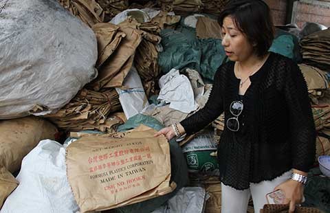 Chất thải ở Đà Nẵng có chữ Formosa