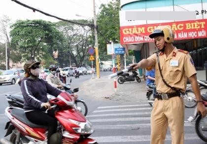 Không có lỗi, CSGT có quyền dừng xe?
