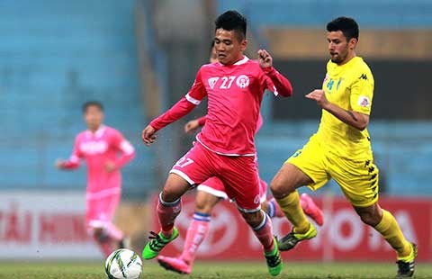 Đấu sớm vòng 23 V-League: Nhà bầu Hiển phất cờ