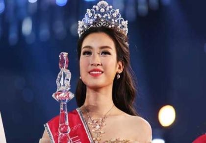 Hoa hậu có được sống một cuộc đời thật thà?