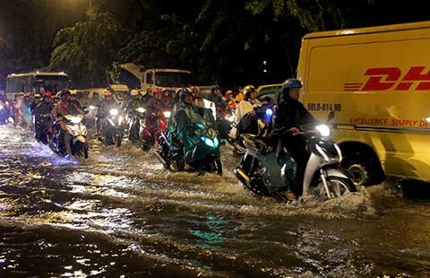 Chủ tịch UBND TP.HCM: ‘Tình trạng ngập nhức nhối lắm’