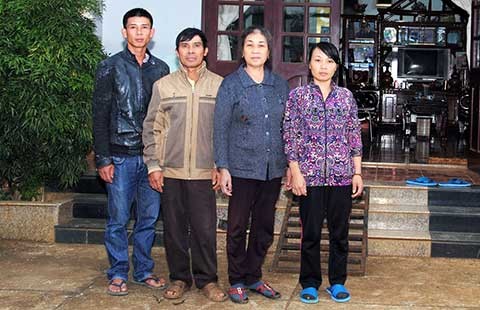 Vì mấy cái tát, cả nhà bị kết án
