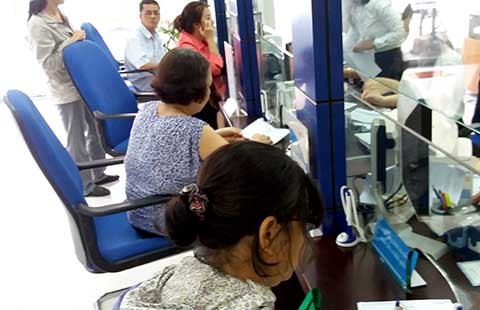 Đau đầu vì...dư tiền