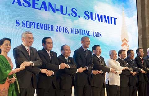 Obama cảnh báo Trung Quốc về biển Đông
