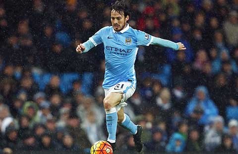 David Silva có thể đá như Xavi của Barca?