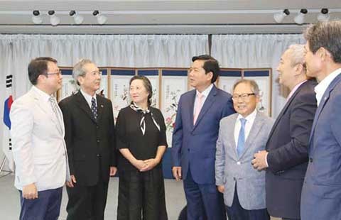 Bí thư Thành ủy TP.HCM tiếp Hội Người Hàn Quốc yêu Việt Nam