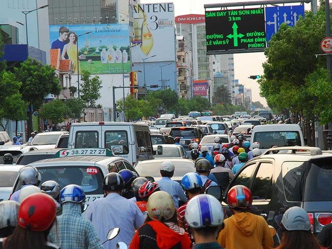 Không để chuyện kẹt xe ảnh hưởng sân bay Tân Sơn Nhất