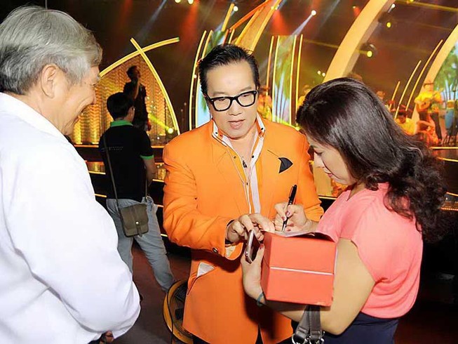 Elvis Phương lên tiếng về ban nhạc Phượng Hoàng