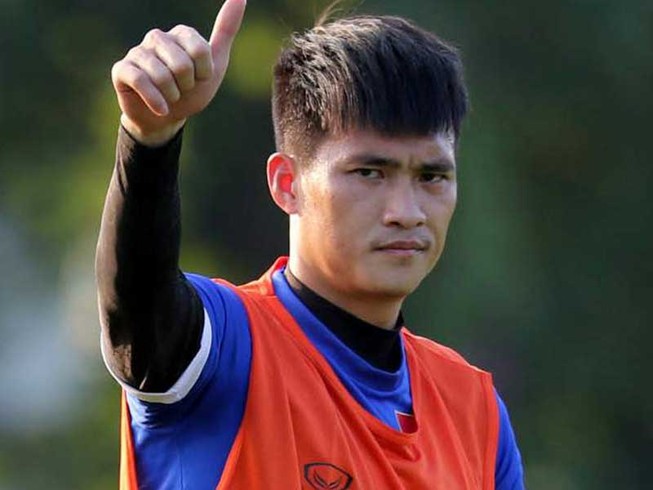 Khi Công Vinh kêu gọi đừng so sánh với Thái Lan