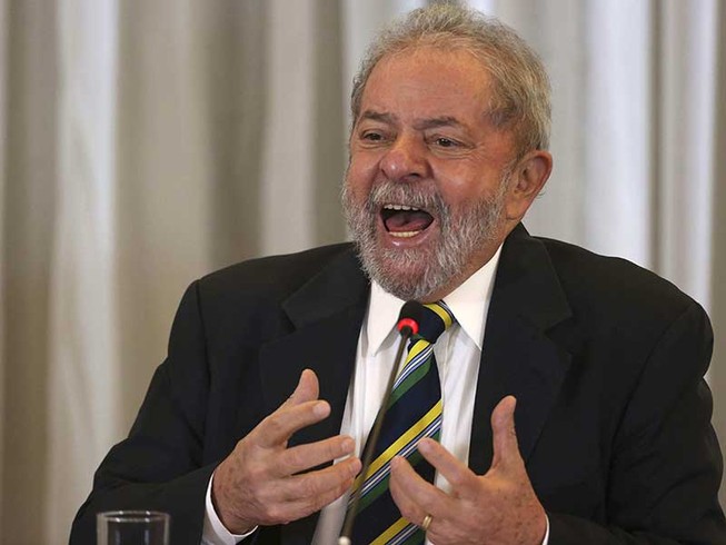 Cựu Tổng thống Lula lại bị quy tội nhận hối lộ