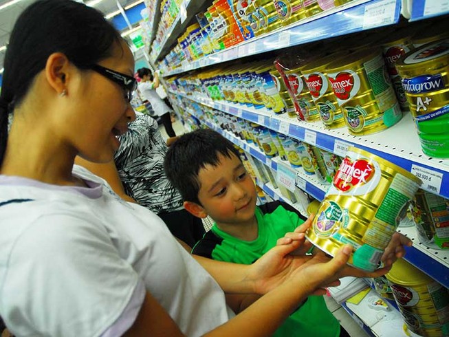 Sữa Dumex chia tay thị trường Việt