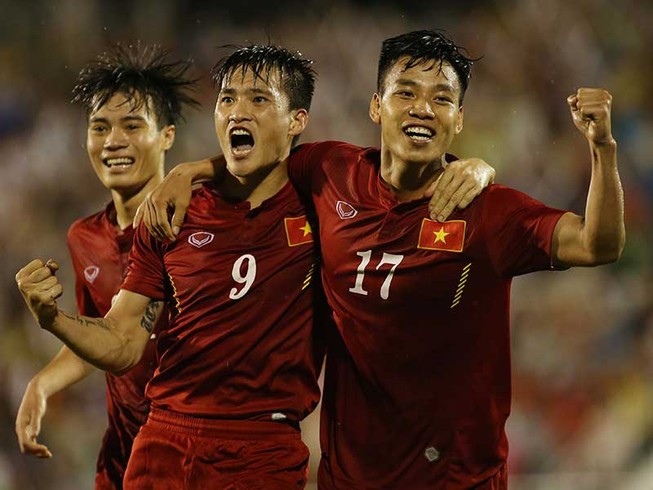 Fan Việt thăng hoa, fan Thái buồn